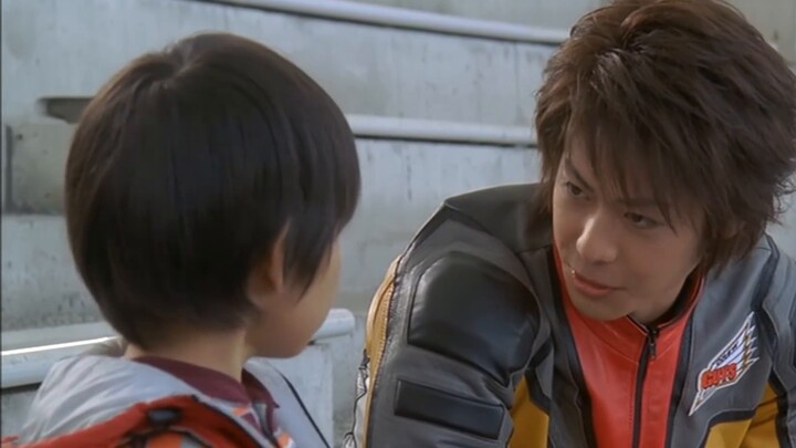 [Complaining about Mebius and the Ultra Brothers] If you haven’t fought before, there aren’t enough 
