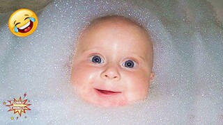 Try Not To Laugh - Funny Baby Playing Blowing Soap Bubbles - Cute Babies Videos