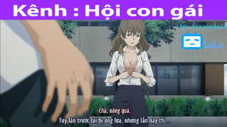 Cô nàng cởi áo tự nhiên quá #anime