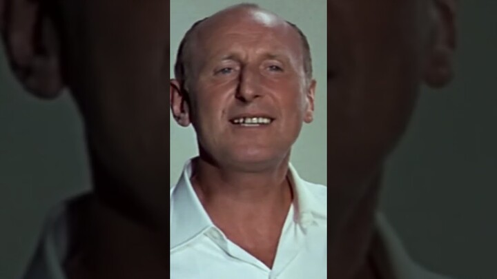 Et hop il l'a emballée ! 😍 #bourvil