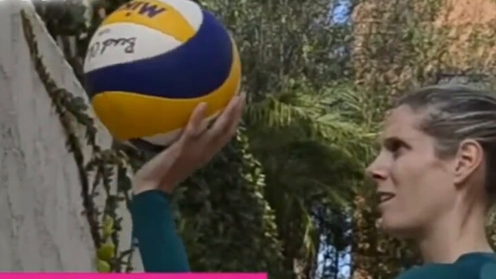 You can practice at home alone! Volleyball setter training in small spaces
