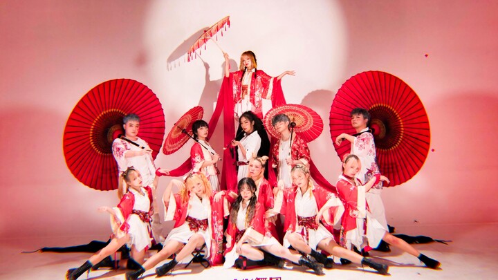 [Otaku Dance] MK Group | That's What Otaku Dance Looks Like! (Part 1)