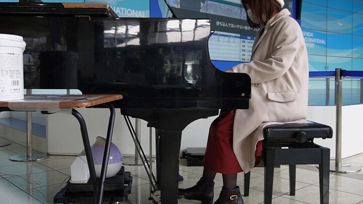 [Piano đường phố] Chơi piano trải qua trận sóng thần ở sân bay Nhật Bản - Canon in D