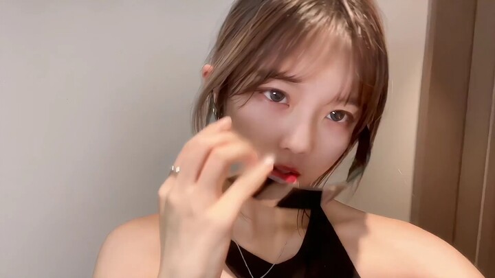 #จอแนวนอน คุณคิดว่าเธอกำลังประนีประนอม แต่ที่จริงแล้วเธอกำลังมองหน้าคุณ คิดถึงอดีต และบอกลาคุณ