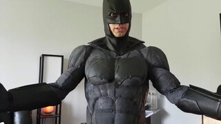 [cosplay] Batman suit unboxing, very fine workmanship