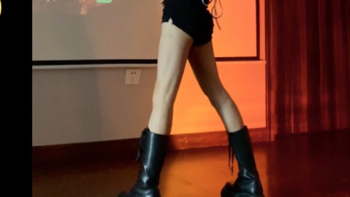 Just dance 2020 | God is woman is that hot girl