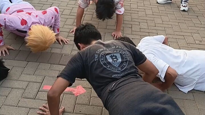 Pushup Bareng di Event cosplay jejepangan di PIK spesial kemerdekaan 🇮🇩