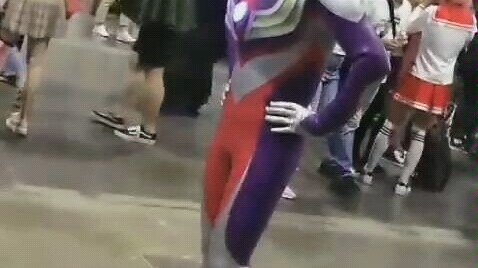 Ketika Anda bertemu Ultraman Tiga di Comic-Con