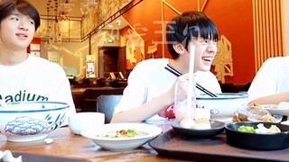 [TF Three Generations] "Sự bất công lớn" Ăn mì