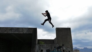 【Parkour】It's dangerous. Do not imitate