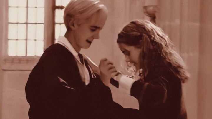 (Draco)"Aku pernah mengubah masa mudaku menjadi dia"