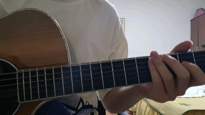 自学吉他一个月弹小星星是什么样子