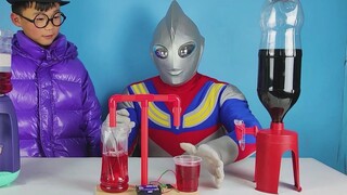 Ultraman asli membawakan Ozawa air mancur minum listrik yang menyenangkan, yang dapat meneteskan air