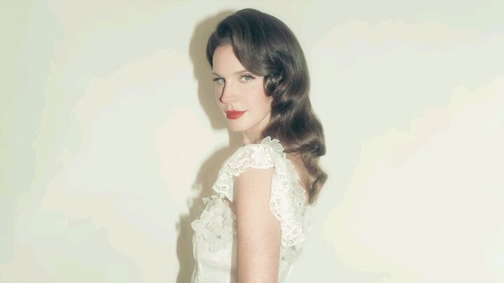 Lana del Rey - Bluebird audio