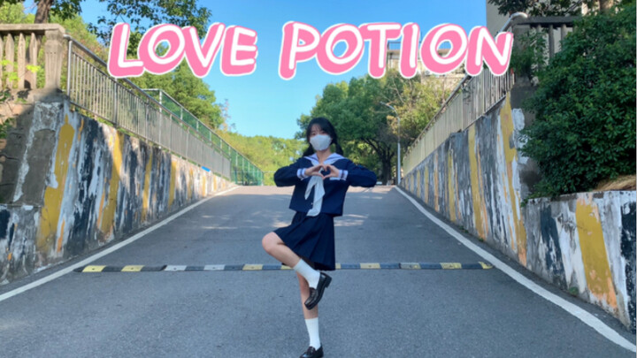 Dancing to the lovely Love Potion! ｜Hot dance flip