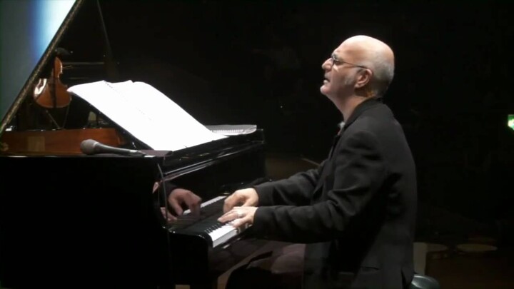 Ludovico Einaudi - "Divenire" - Live @ Royal Albert Hall London