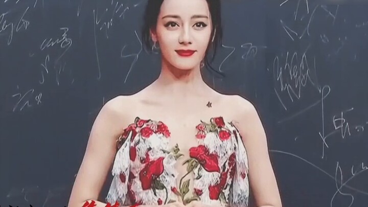 [Dilraba Dilmurat’s servants] Let that swaying skirt surrender to millions of people!