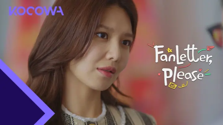 Top star Soo Young puts a rude reporter in his place! l Fanletter Please Ep 1 [ENG SUB]