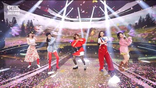 KiiiKiii I DO ME Performance