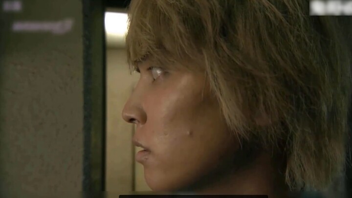 Jelaskan kisah hantu yang terjadi di apartemen dalam episode spesial film Jepang "The Haunted Mansio