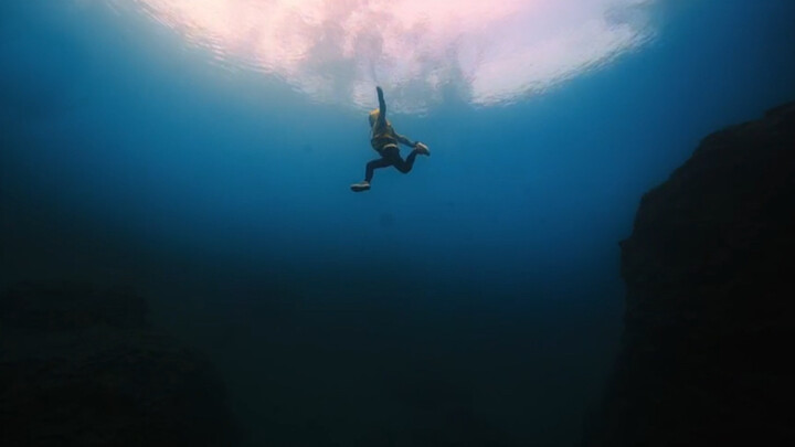 Underwater Parkour - The Real Aquaman Is Here!