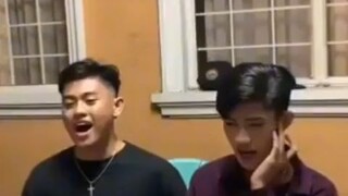 ganito yong mga barkada mo pag nalalasing , tas magagaling kumatanta haahha  ctto