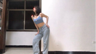 不能霸占着她的年轻又怪她不懂事