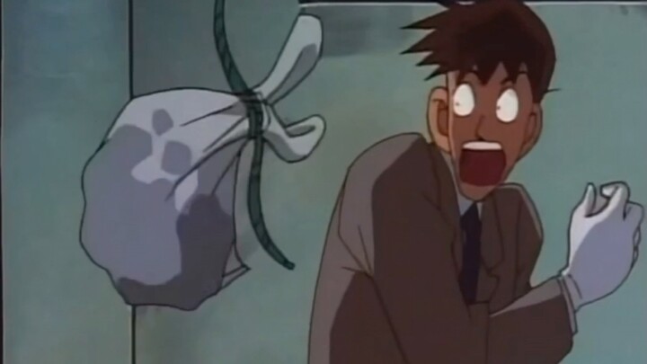 [ Detective Conan ] Officer Takagi's first appearance/He is truly a tool