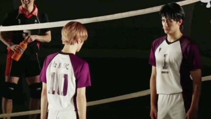 [Những chàng trai bóng chuyền] Diễn viên Ushijima và Tendo thực sự rất bắt mắt