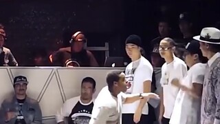 Nelson chỉ là một cỗ máy thời gian tàn nhẫn. Anh ấy gần như cắt nhịp điệu thành từng mảnh.