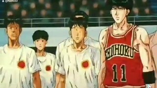 sad anime 😭😭 Sakuragihanamitchi sakuragislamdunk sakuragi akagi.