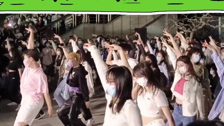 Beijing Normal University Dance Challenge ‖TOMBOY is really popular~
