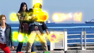 Cảnh nổi tiếng của Kamen Rider OOO: Ankh và Hina giúp Eiji biến hình