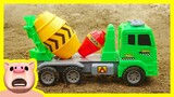 Bé cá đồ chơi - Tổng hợp bộ sưu tập lắp ráp xe ô tô tải trộn bê tông | Video lồng tiếng