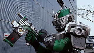 Kamen Rider Ryuki｜ Ksatria keempat prajurit "Iron Bull" dan meriam Italianya