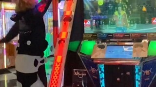 [Sister is so beautiful] Surprise! Times Youth League male fans! Supporting on the dance machine! Ma