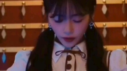 ตั้งแต่สมัยโบราณมีสาวสวยมากมายอยู่ในกลุ่ม - เธอตรงกับมุมมองด้านสุนทรียศาสตร์ของฉันทุกประการ