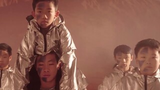 Star Wars Street Dance Edition Star Wars Fans Benefit I'm Your Daddy Famous Scene God Recreates Ligh