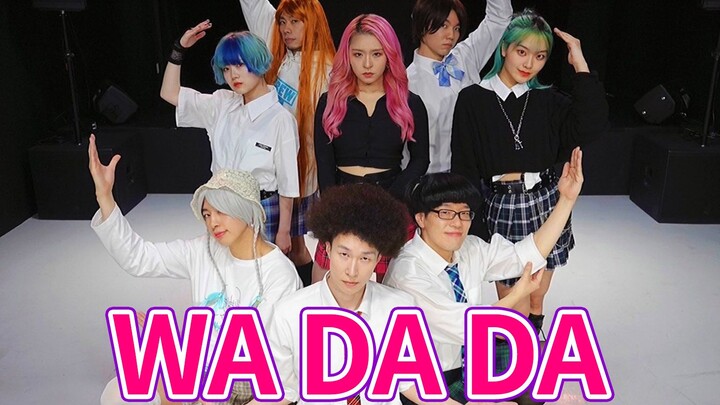 Japanese otaku dresses up as a woman and dances to Kep1er's debut song "Wa Da Da" [RAB×Chego]