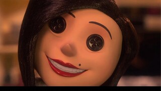 “Em không thể đánh bại anh được, Coraline.”