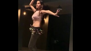 Hot Asian Girl Sexy Belly Dance Ever 💣💣