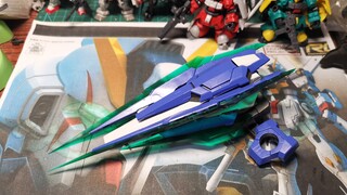 Taipan MB 8822 กระเป๋าเป้ 00Q Gundam แบบเต็มใบพร้อมโล่ GN!