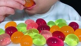 [ASMR]Chewing soda water balls