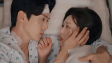 คนสองคนที่รักกันอย่างลึกซึ้งมองเห็นกันในสายตาของพวกเขา