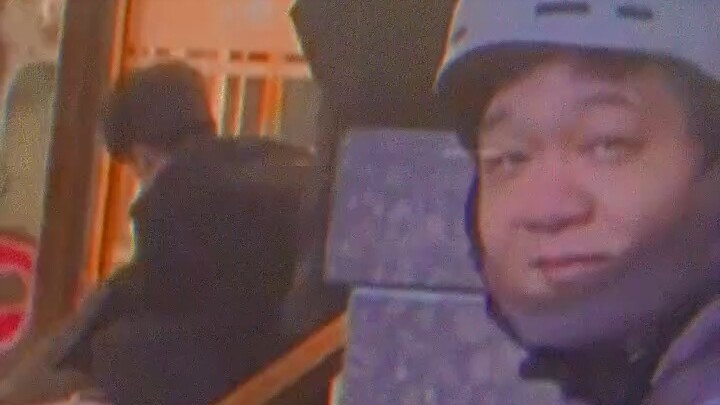 女生是不是见到帅的都那么饿！