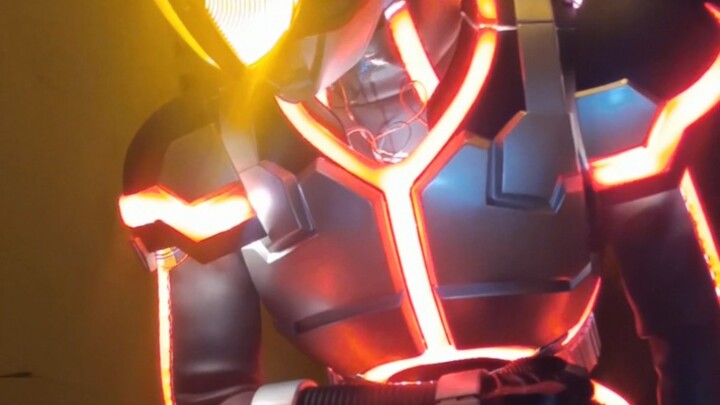 ฉันไม่มีความฝัน แต่ฉันสามารถปกป้องความฝันของคนอื่นได้ Kamen Rider Faiz 2.0 Photon Blood Version