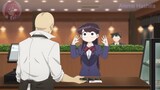 Komi-san trying to buy a sweet from store