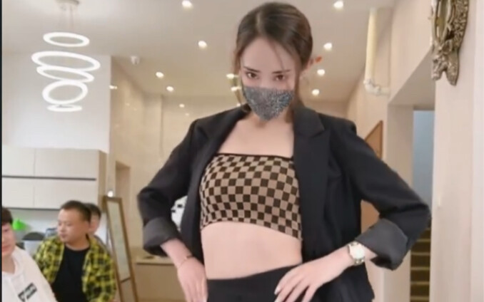 热梗舞蹈！ 你喜欢的样子我都有！你更喜欢哪一个？