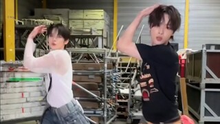 Jung Sung-chan x TXT Choi Yeon-jun "Impossible" dance challenge
