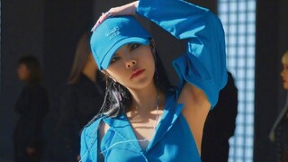 MAMAMOO Wheein Solo album Redd Demo collection